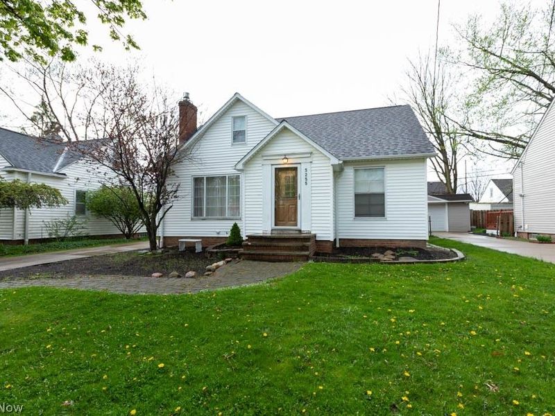 5255 Haverford Drive, Lyndhurst, OH 44124 Photo 5