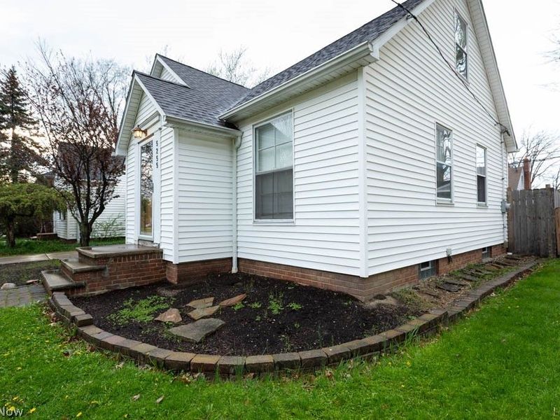 5255 Haverford Drive, Lyndhurst, OH 44124 Photo 6