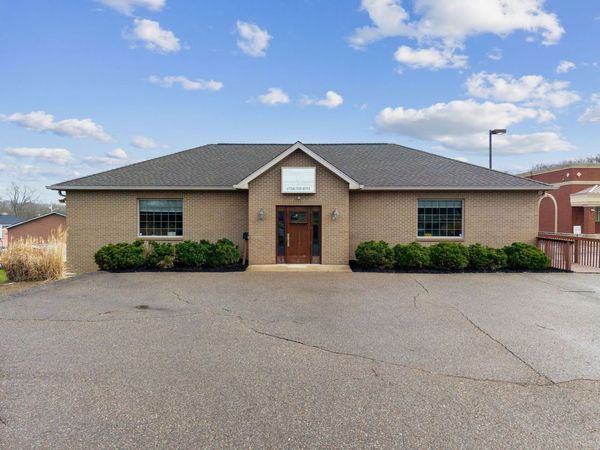 3293 Leechburg Road, New Kensington, PA 15068