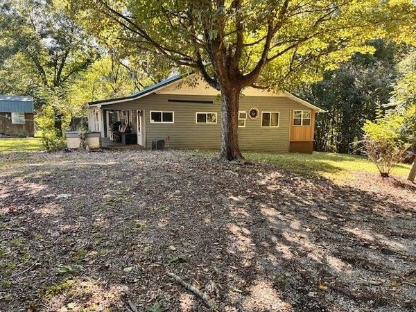 140 Spivey Ln , Gainesboro, TN 38562