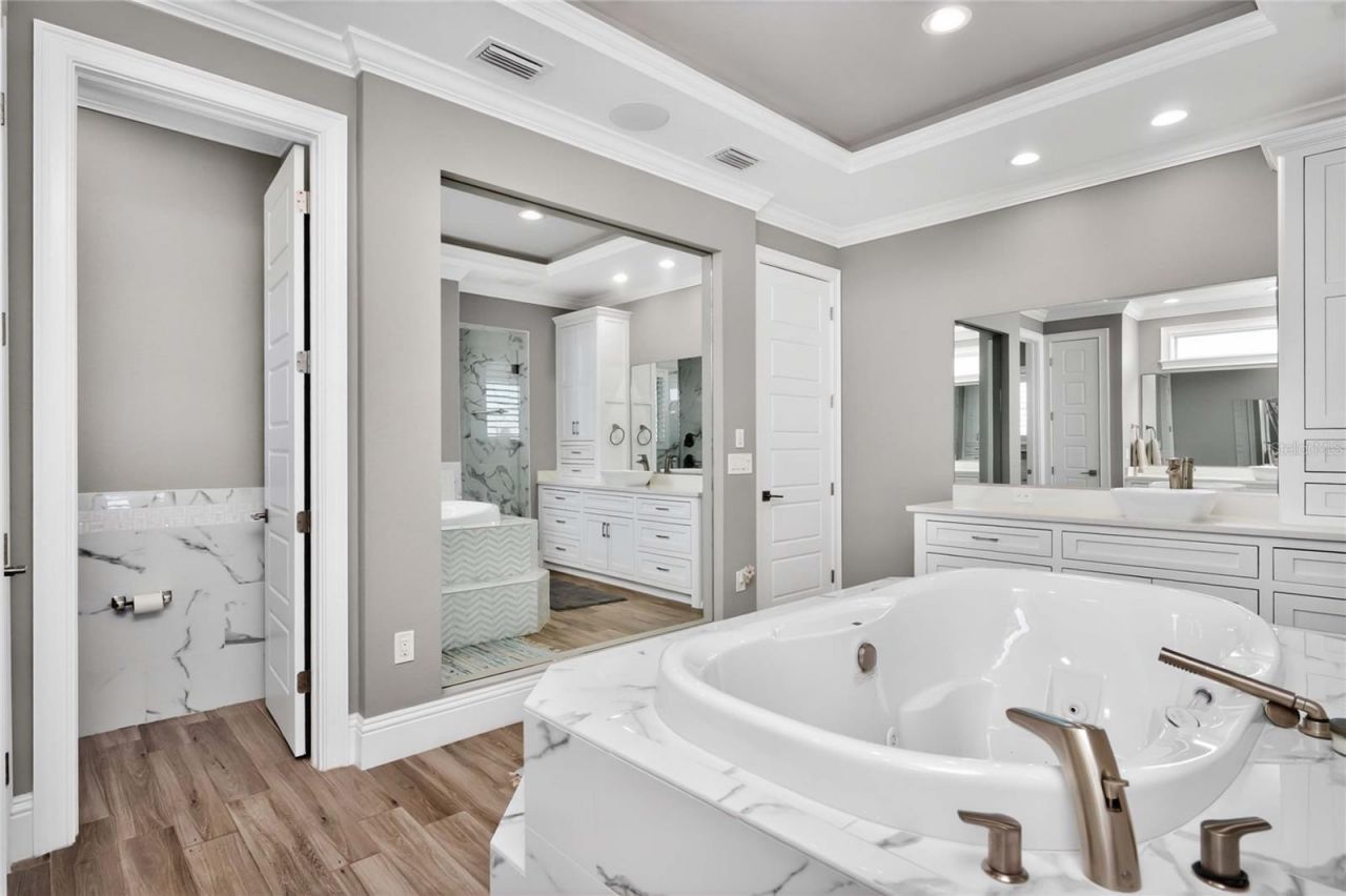 9290 Pine Cove Drive, Englewood, FL 34224 Photo