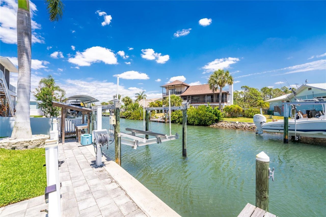 9290 Pine Cove Drive, Englewood, FL 34224 Photo