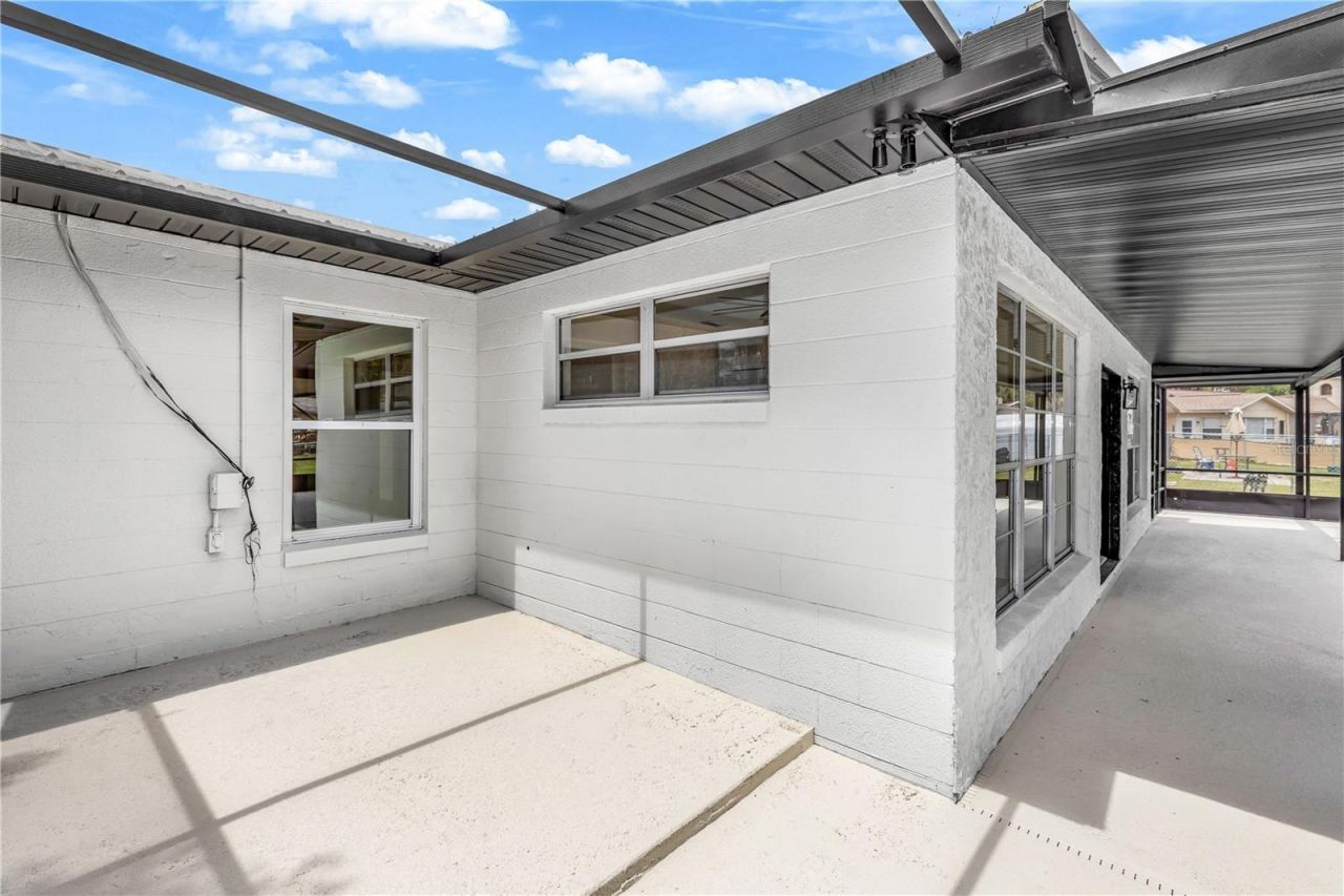 2521 Milton Avenue , New Smyrna Beach, FL 32168 Photo
