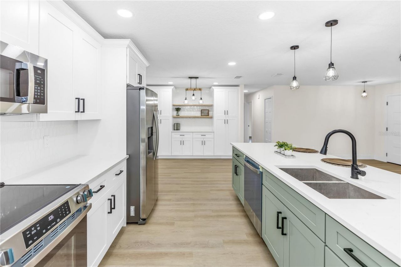 2521 Milton Avenue , New Smyrna Beach, FL 32168 Photo