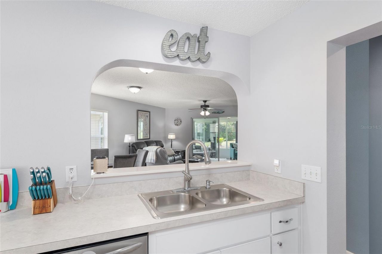 9511 SW 93rd Loop, Ocala, FL 34481 Photo