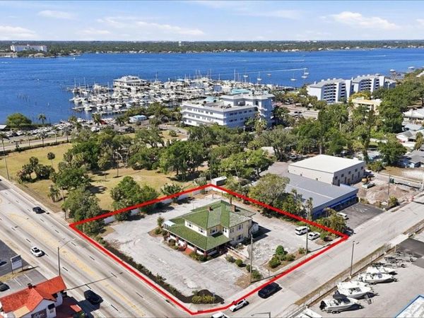 337 US-41 BUS., PALMETTO, FL 34221