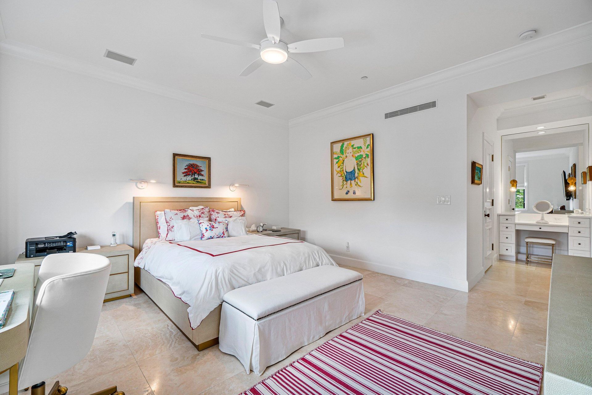 150 Bradley Place, Unit 203, Palm Beach, FL 33480 Photo
