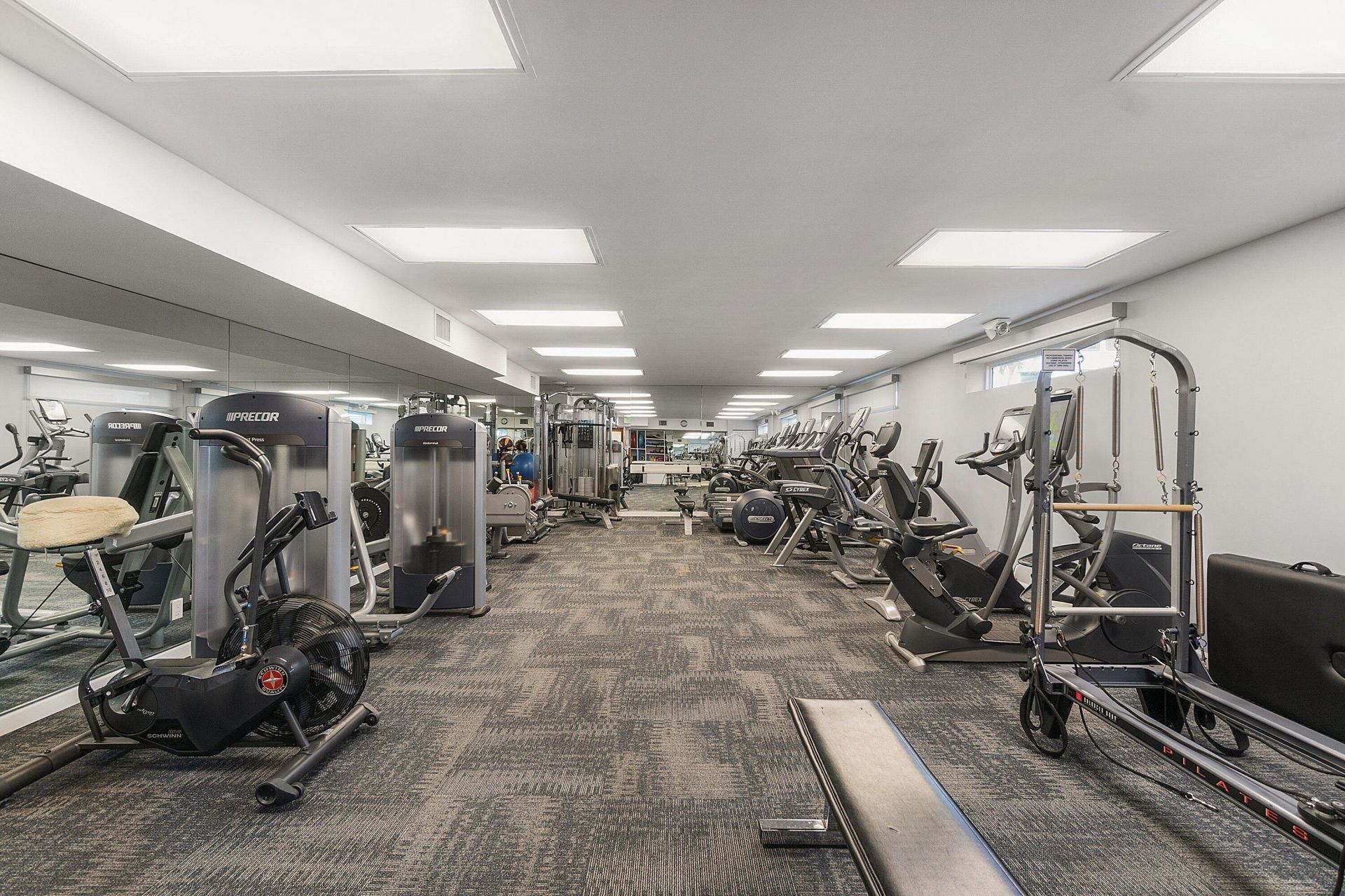 150 Bradley Place, Unit 203, Palm Beach, FL 33480 Photo