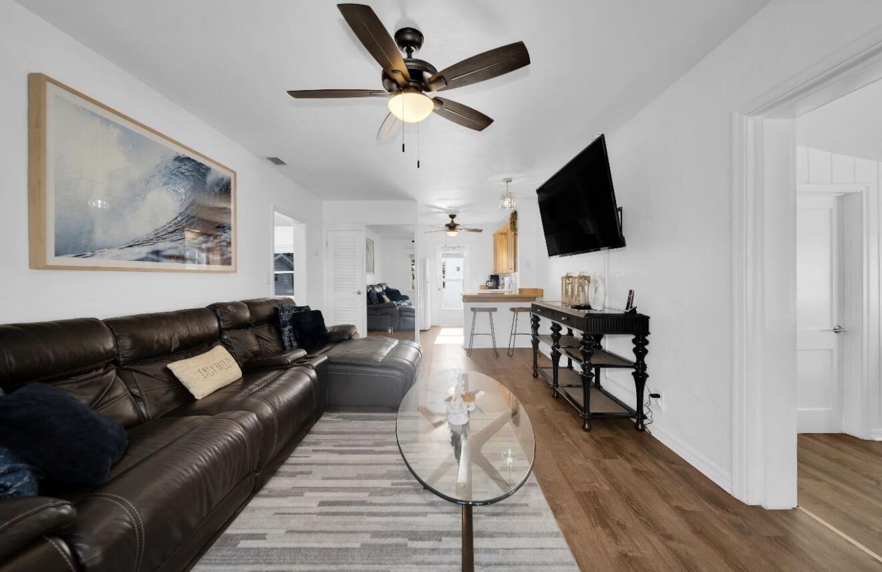 2317 N Ocean Boulevard E, Unit 2319, Fort Lauderdale, FL 33305 Photo