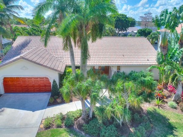 752 SW 36th Avenue, Boynton Beach, FL 33435