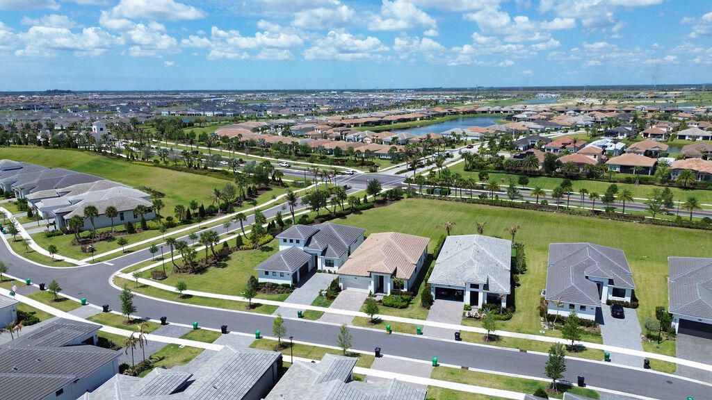 9114 SW Arco Way, Port Saint Lucie, FL 34987 Photo