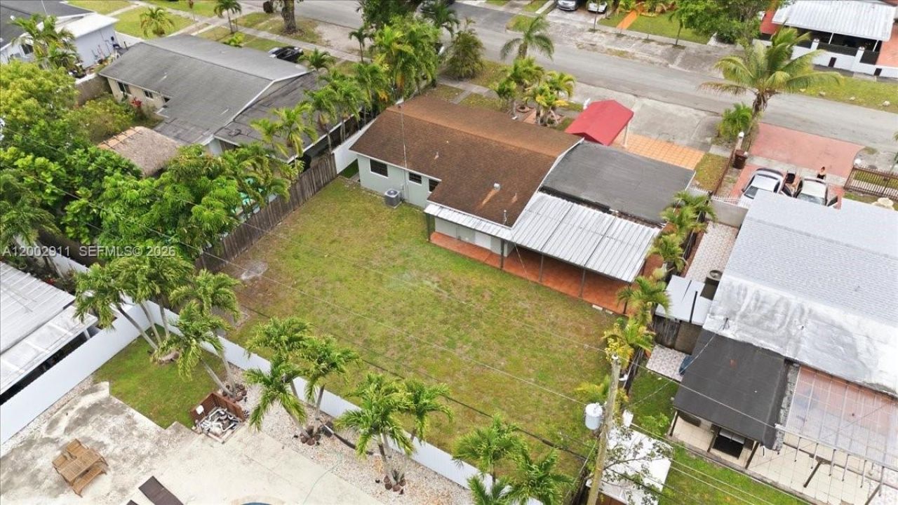 687 W 39th Pl, Hialeah, FL 33012 Photo