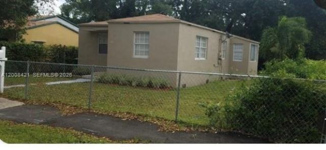 1342 NW 42nd St, Miami, FL 33142 Photo
