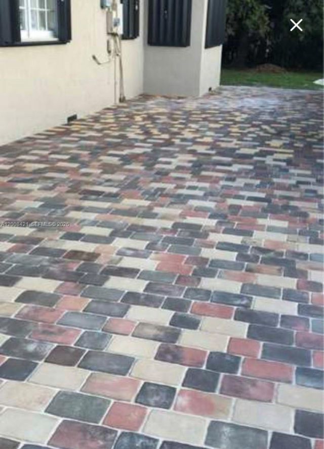 1342 NW 42nd St, Miami, FL 33142 Photo