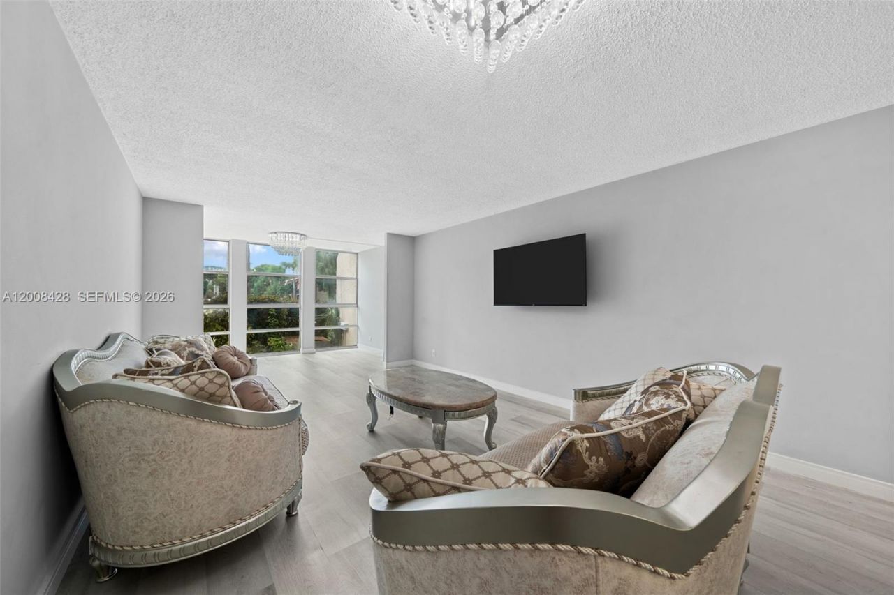 2001 Atlantic Shores Blvd , Unit 116, Hallandale Beach, FL 33009 Photo