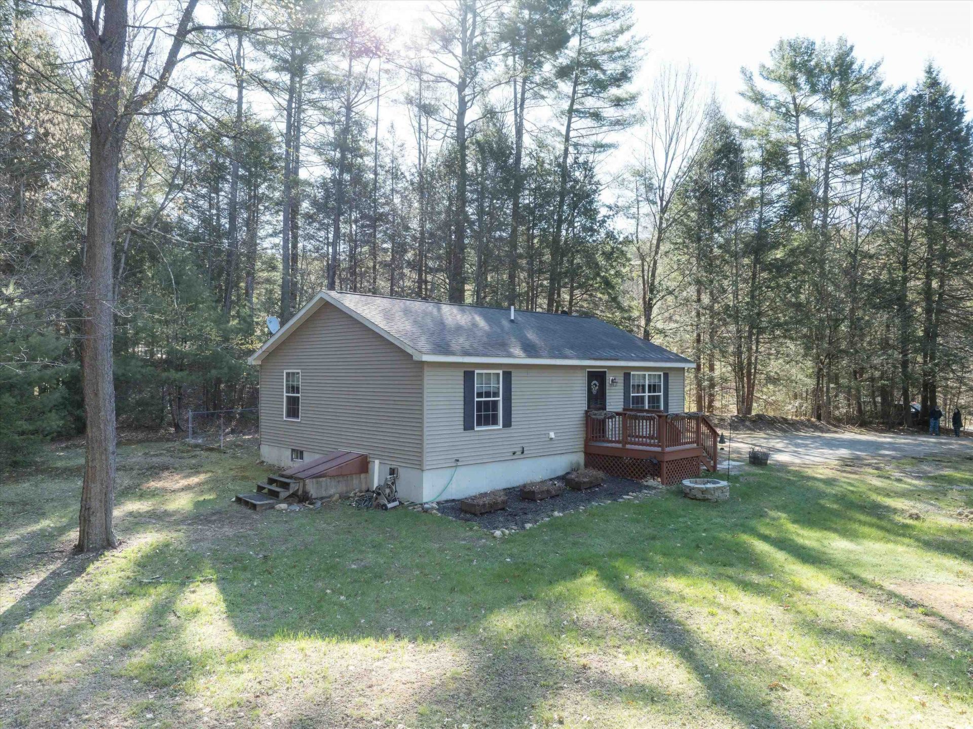 22 Deans Landing, Chesterfield, NH 03443 Main Photo