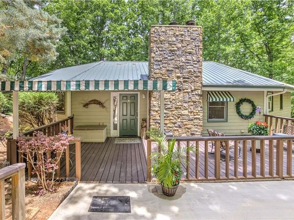 24 Sal Mountain Way, Sautee Nacoochee, GA 30571