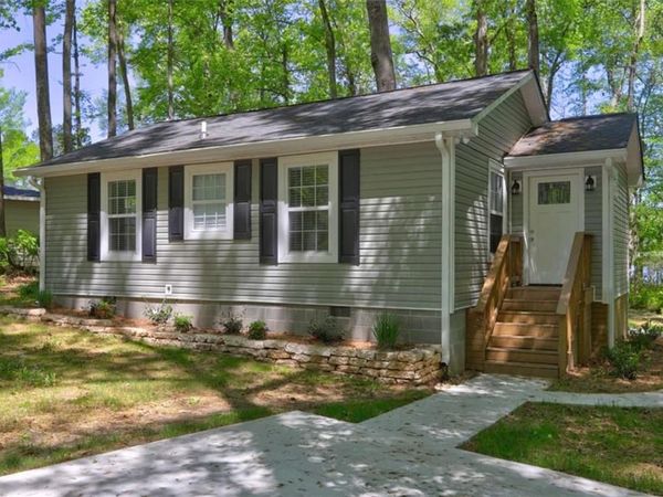 641 Ragsdale Road , Sharpsburg, GA 30277