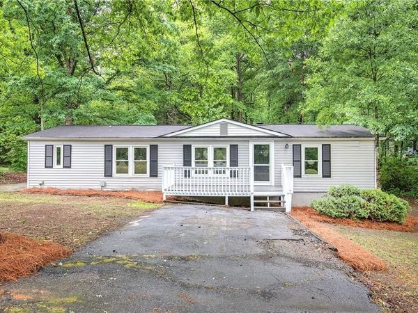 284 Luther Circle, Villa Rica, GA 30180