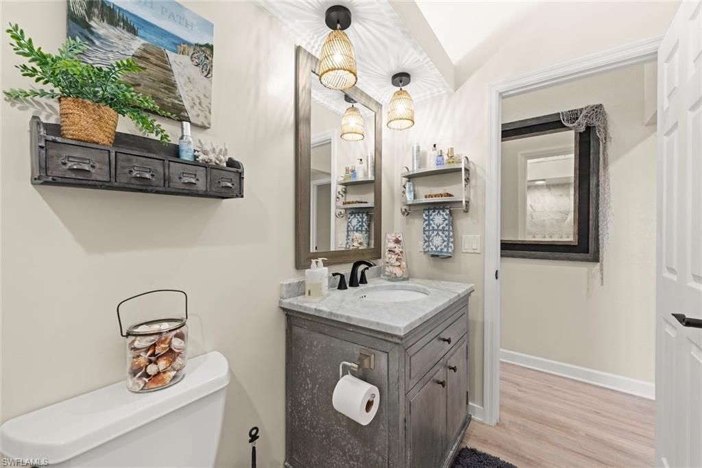 207 Daniel Dr, Sanibel, FL 33957 Photo