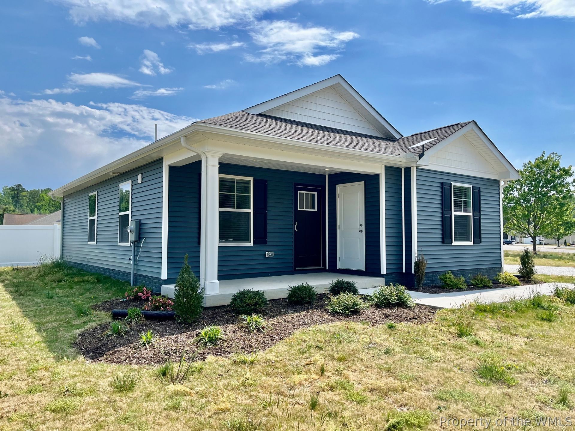 24 Byway Circle, Kilmarnock, VA 22482 Main Photo