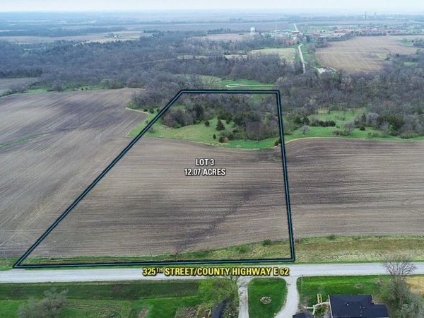 03 325th Street, Woodward, IA 50276