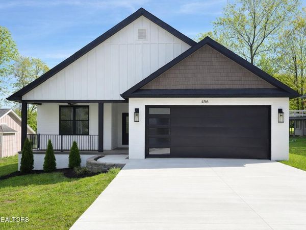 456 Lakeview Drive, Crossville, TN 38558