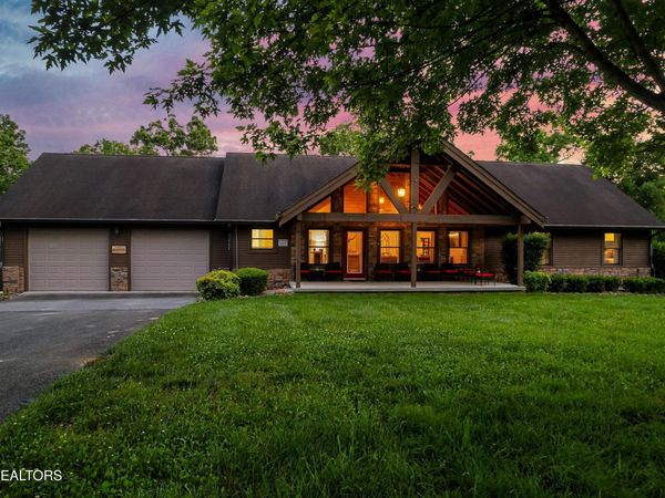 2744 Dayne Drive, Sevierville, TN 37876