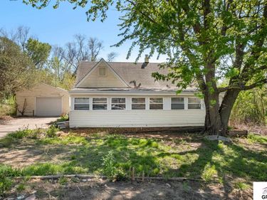 1207 Kasper Street , Bellevue, NE 68147