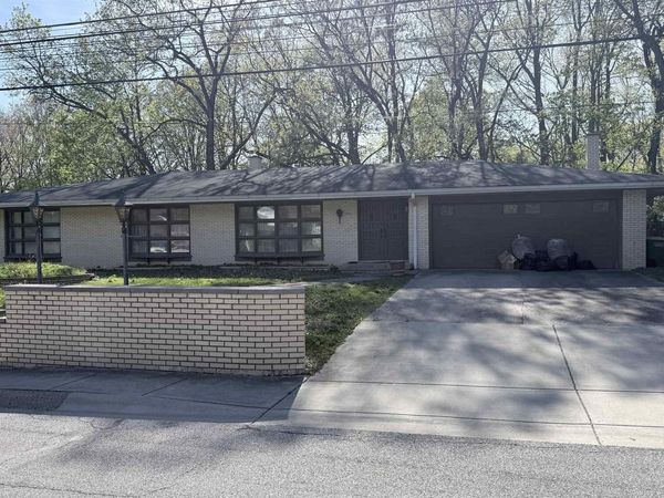 229 Pawnee Drive, West Lafayette, IN 47906