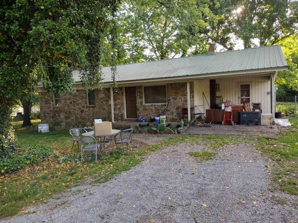 409 Hughes Ave , Mountain View, AR 72560