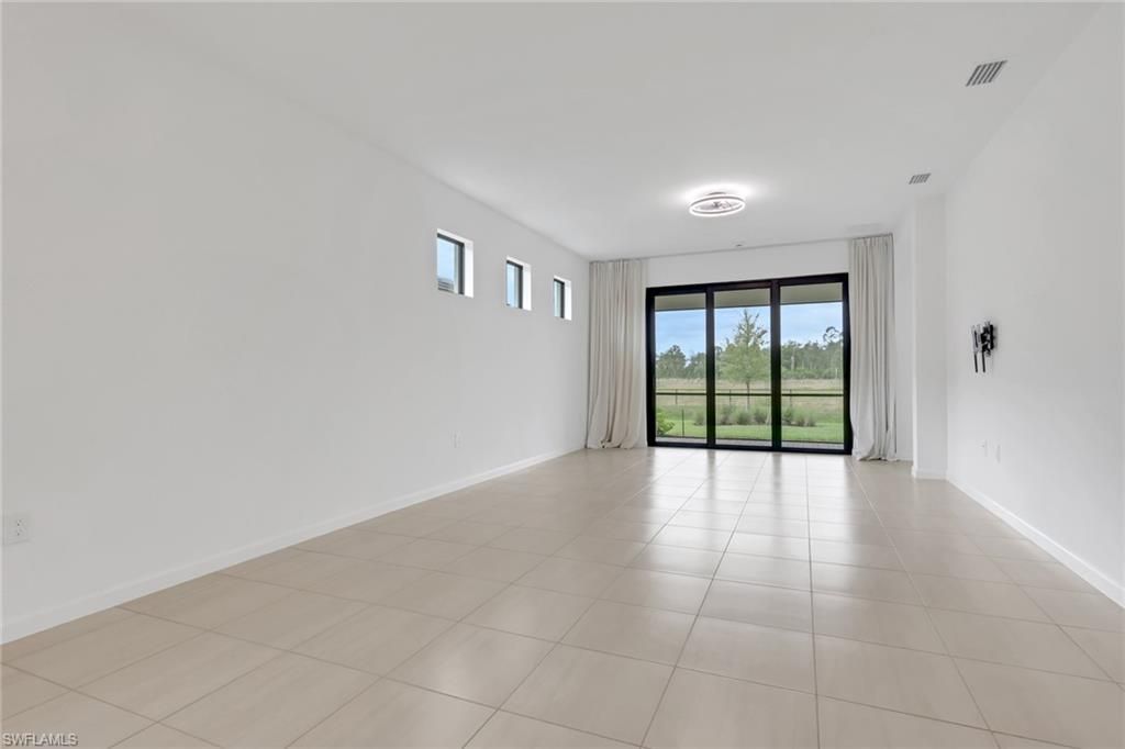 20789 Napa Loop, Estero, FL 33928 Photo