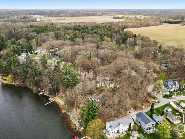 7406 Ravine Drive NE, Belding, MI 48809