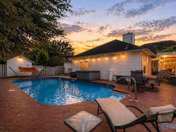 102 Silver Tail Lane SW, Huntsville, AL 35824