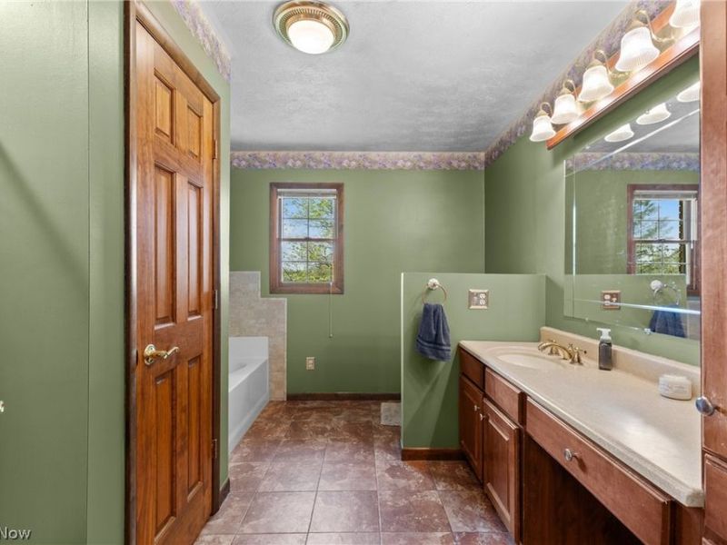 71770 Chini Orchard Road, Flushing, OH 43977 Photo 14