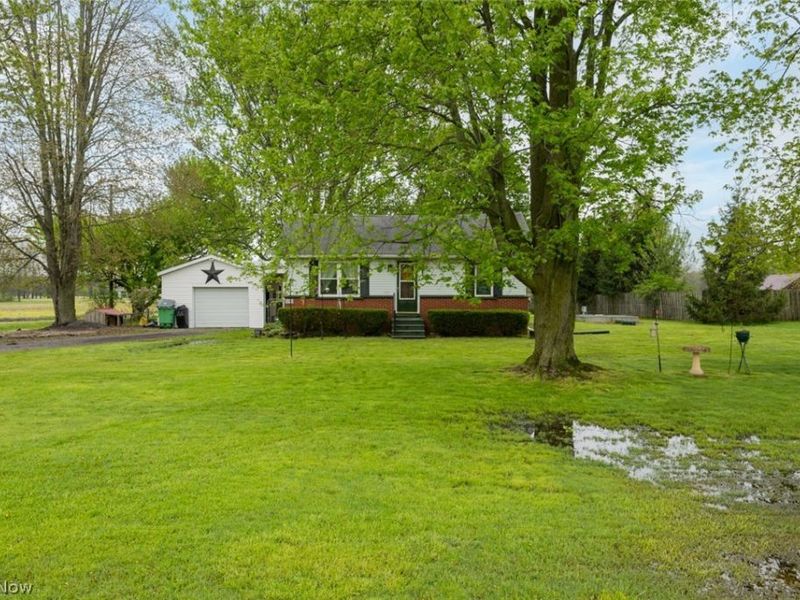 10190 Penniman Road, Orwell, OH 44076 Photo 2