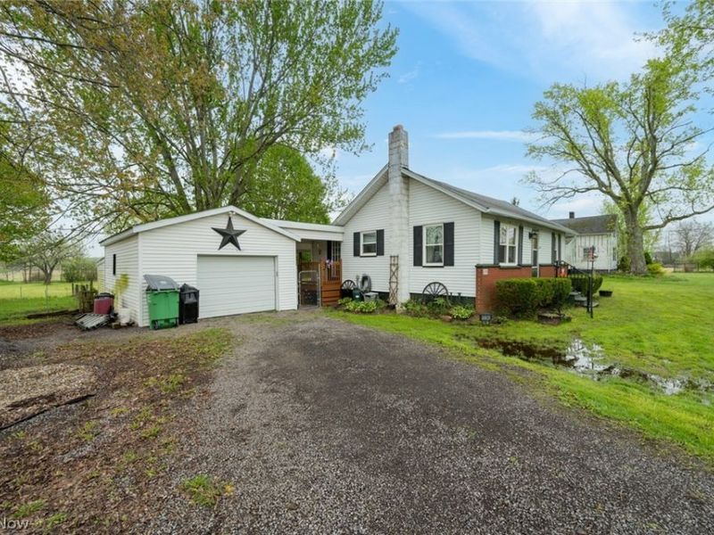 10190 Penniman Road, Orwell, OH 44076 Photo 3