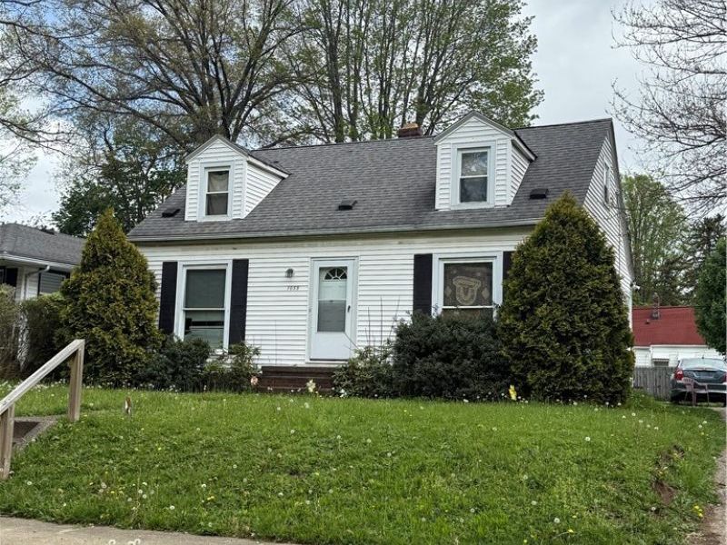 1055 Frederick Boulevard, Akron, OH 44320 Photo 1