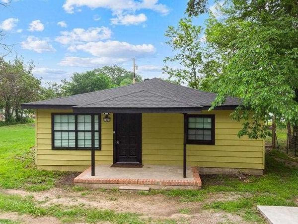 320 N Margarite Avenue, Bartlesville, OK 74003