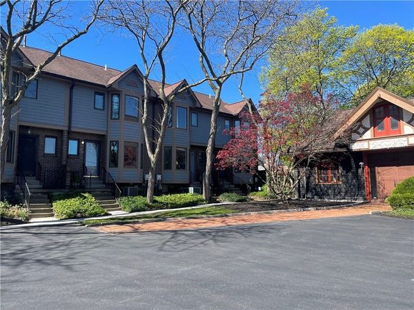 397 Alexander Street, Unit UN17, Rochester, NY 14607