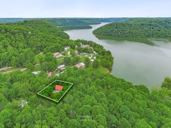 475 Lauren Lane, Baxter, TN 38544