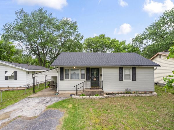 1037 N Fulbright Avenue , Springfield, MO 65802