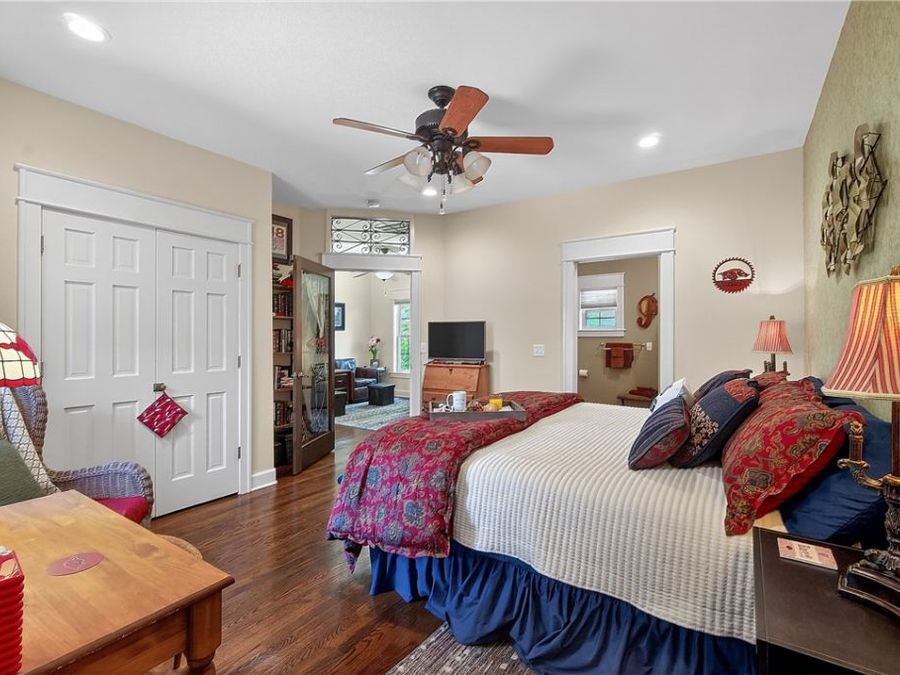 Property Image 32
