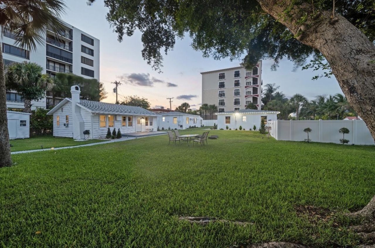 2317 N Ocean Boulevard, Fort Lauderdale, FL 33305 Photo