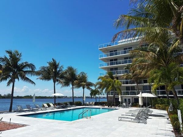 2560 S Ocean Boulevard, Unit 603, Palm Beach, FL 33480
