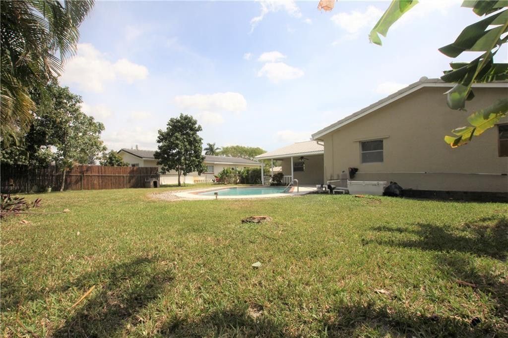 1122 NW 82nd Avenue, Coral Springs, FL 33071 Photo