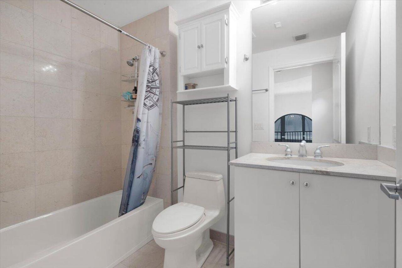 801 S Olive Avenue, Unit 105, West Palm Beach, FL 33401 Photo
