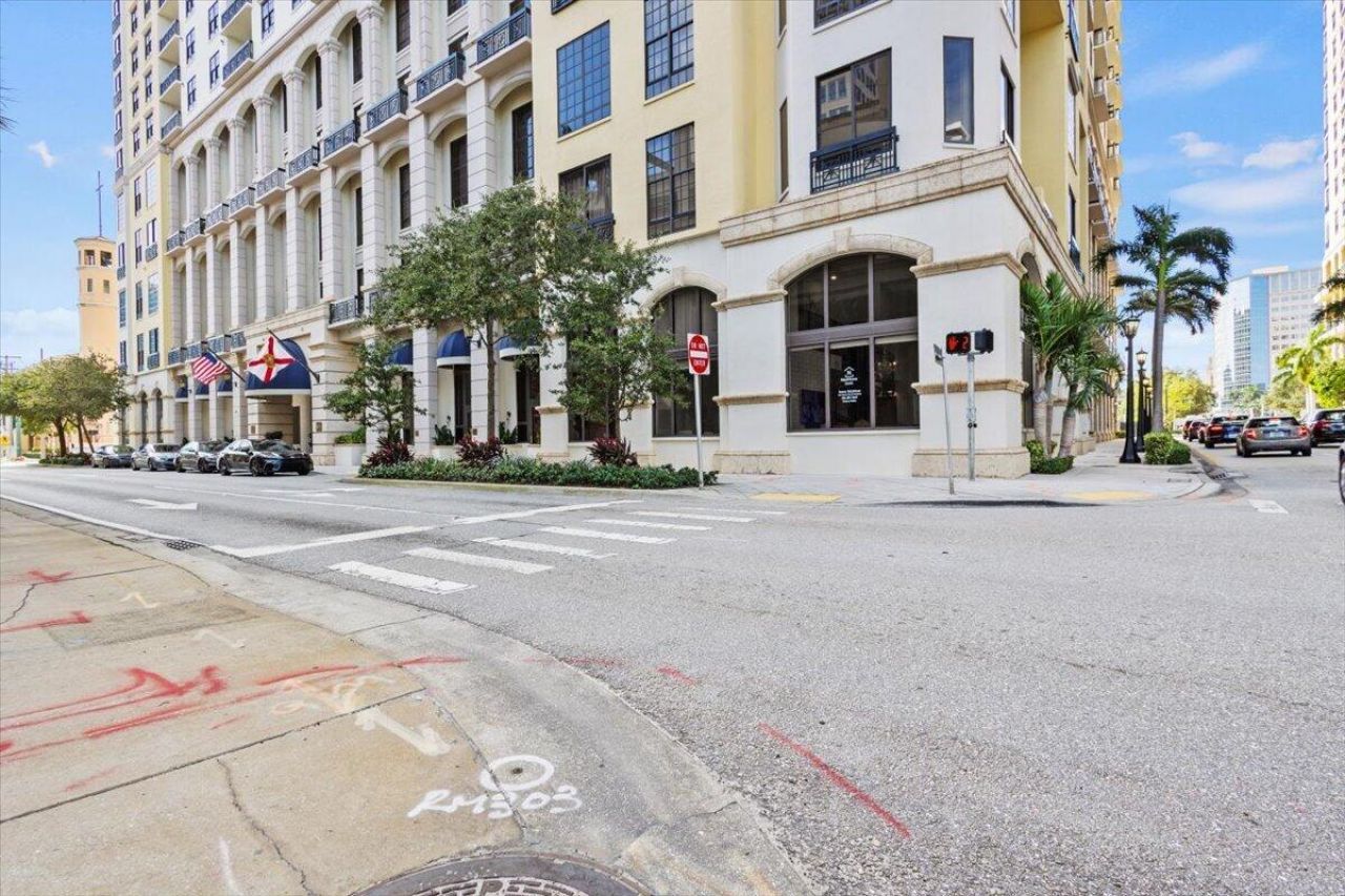 801 S Olive Avenue, Unit 105, West Palm Beach, FL 33401 Photo