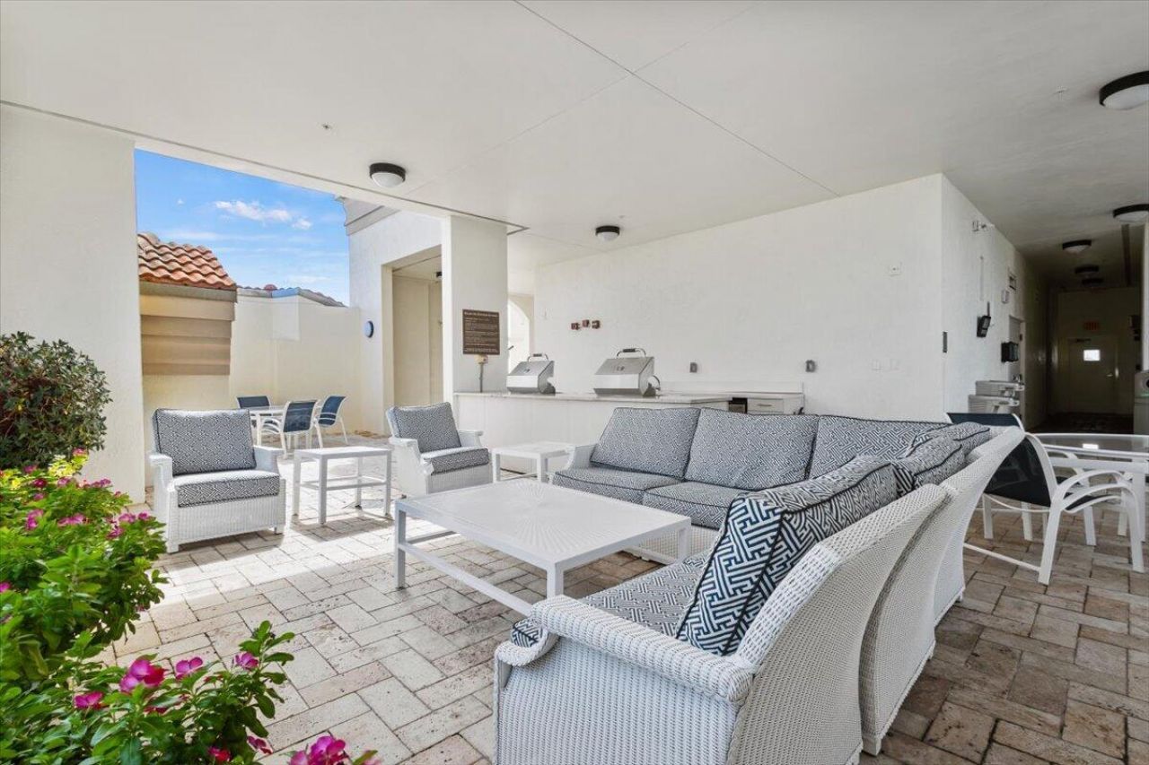 801 S Olive Avenue, Unit 105, West Palm Beach, FL 33401 Photo