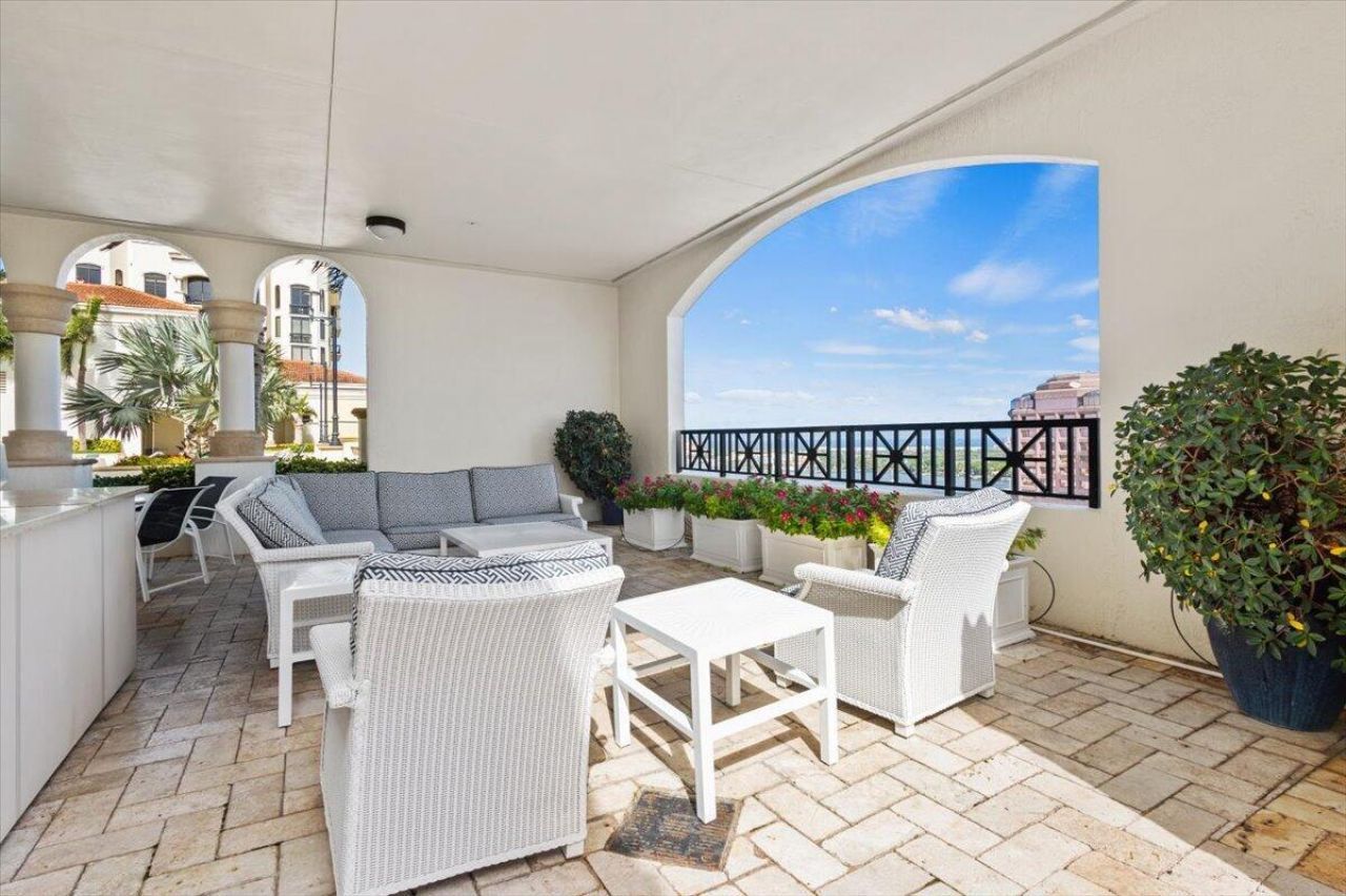 801 S Olive Avenue, Unit 105, West Palm Beach, FL 33401 Photo